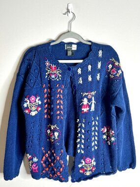 Vintage Grannycore Cottagecore 3D Knit Button-Front Cardigan Sweater Scallop Hem